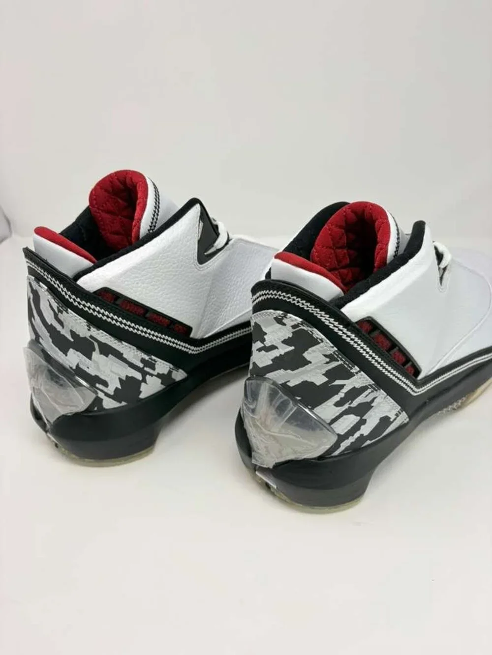 Nike Air Jordan XX2 22 White Varsity Red Black Size 14